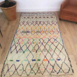 Tapis Marocain Tapis Azilal berbère motifs géométriques couleurs douces 241 x 133