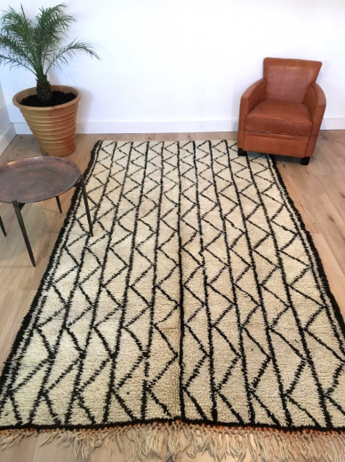 Tapis Marocain Tapis berbère Beni Ouarain fait-main motifs zigzags 285 x 164