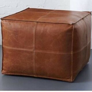 POUFS ET SACS EN CUIR